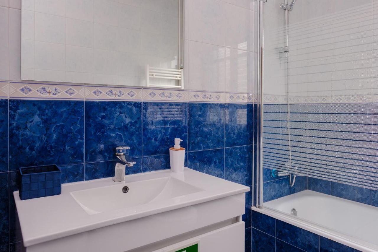 Classico Guesthouse บีลาโนวาเดกายา ภายนอก รูปภาพ