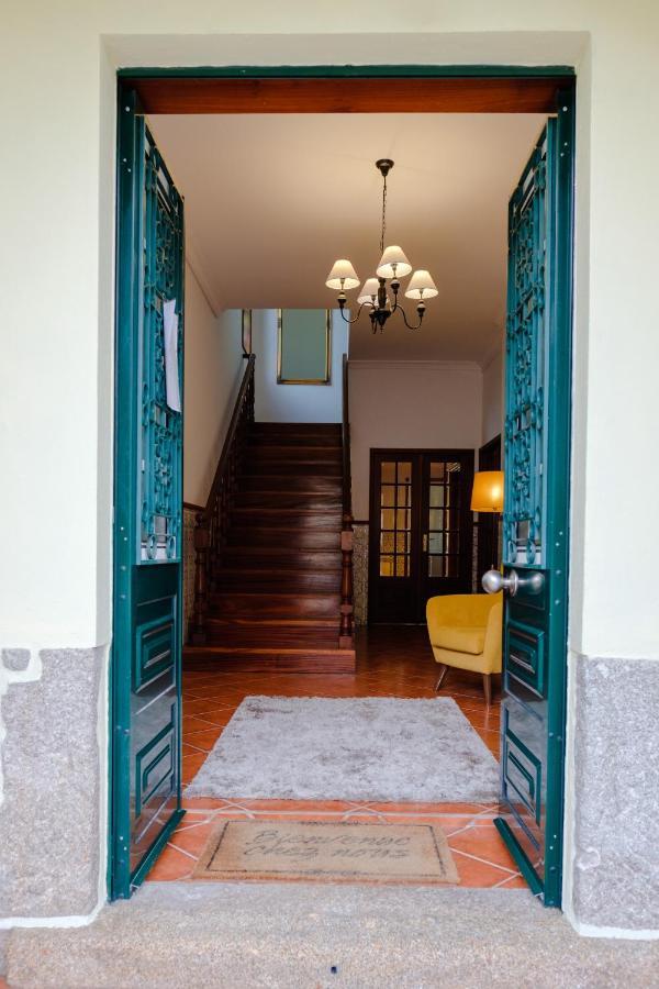 Classico Guesthouse บีลาโนวาเดกายา ภายนอก รูปภาพ