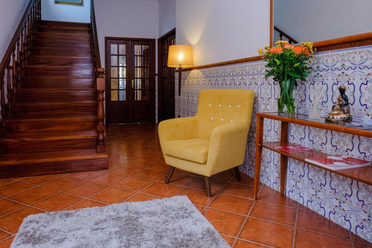 Classico Guesthouse บีลาโนวาเดกายา ภายนอก รูปภาพ