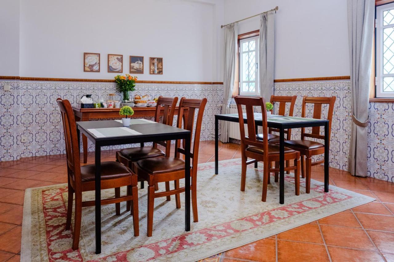 Classico Guesthouse บีลาโนวาเดกายา ภายนอก รูปภาพ