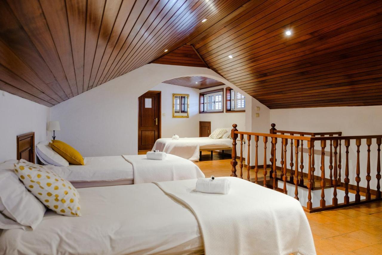 Classico Guesthouse บีลาโนวาเดกายา ภายนอก รูปภาพ