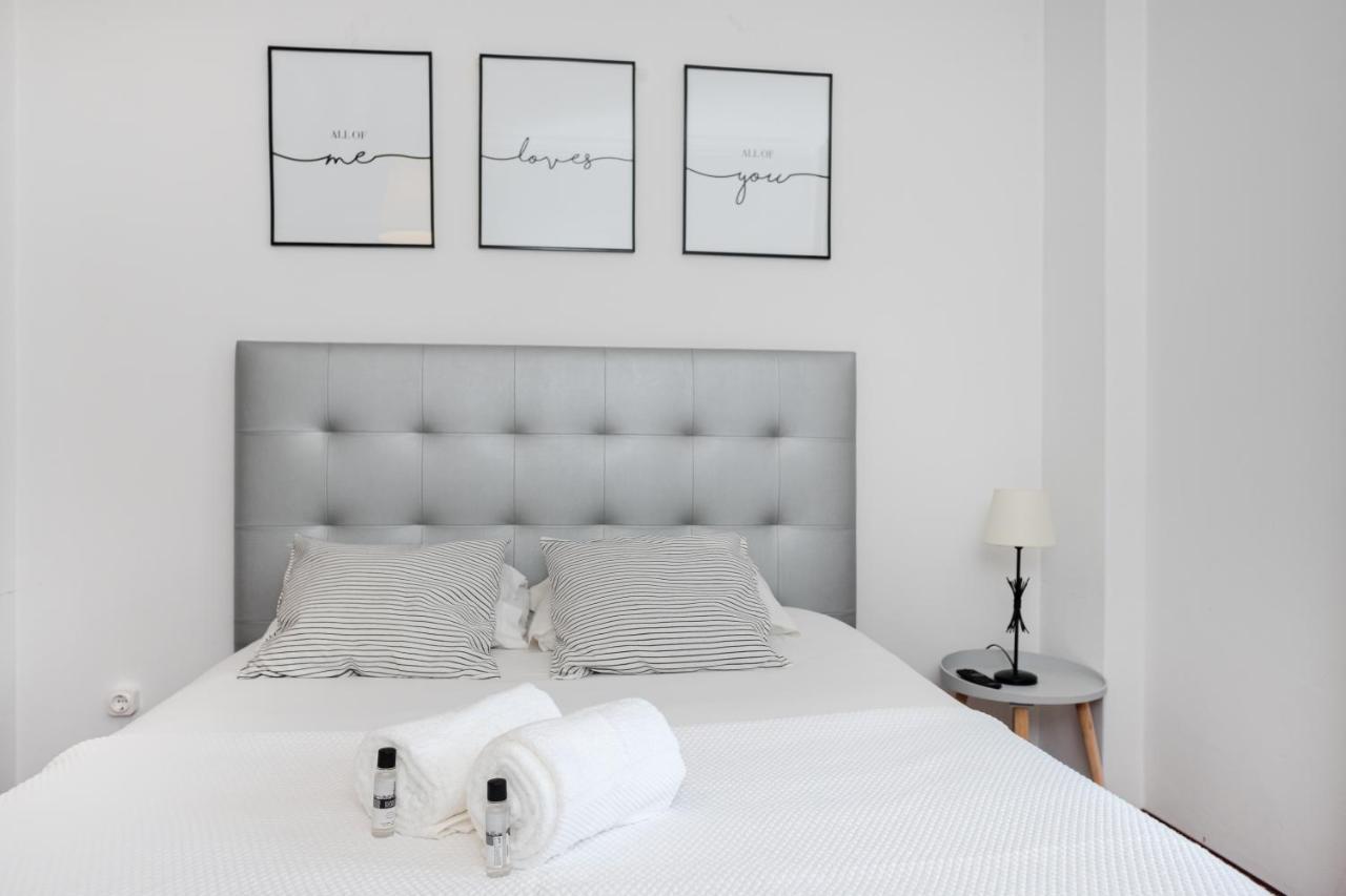 Classico Guesthouse บีลาโนวาเดกายา ภายนอก รูปภาพ